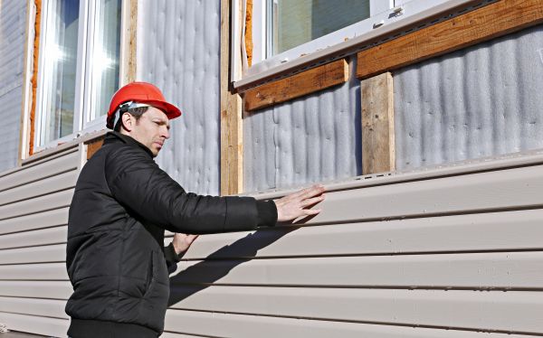 Cost of Vinyl Cladding Repair in League City