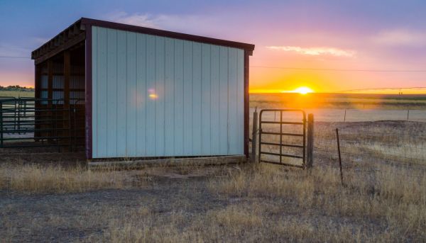 Cost of Pole Building Siding Service in League City