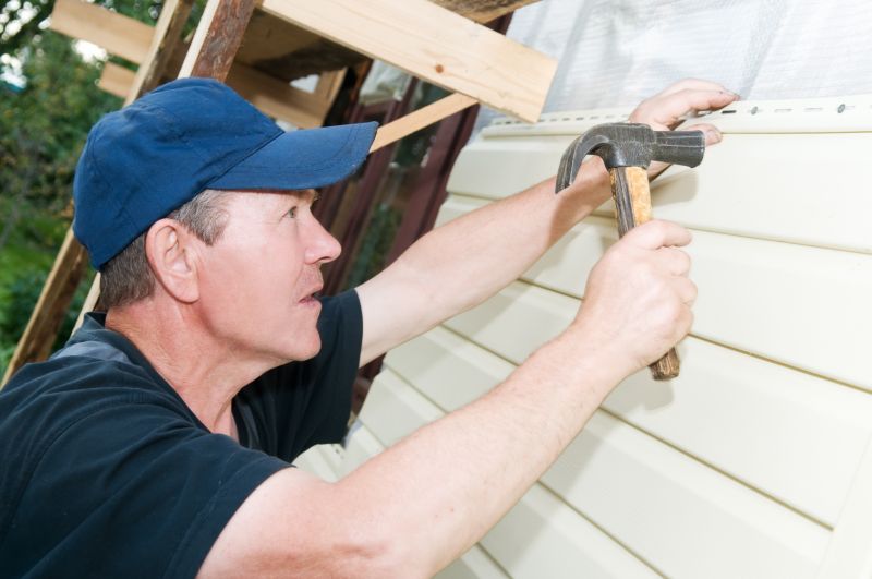 Vinyl Siding Repair - Expert Work